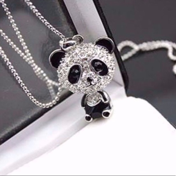 Jewelry - 🛍 Panda Diamond Pendant Necklace